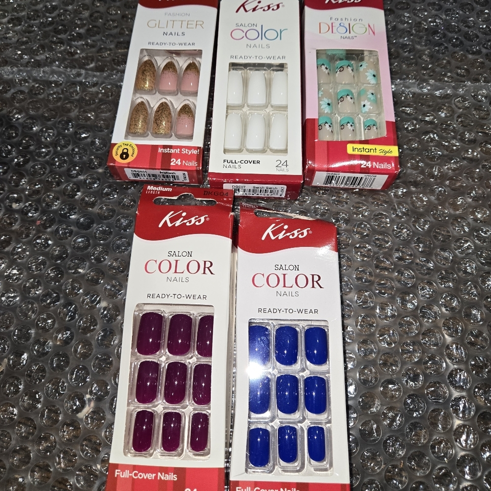 Kiss nails bundle lot of 5 new